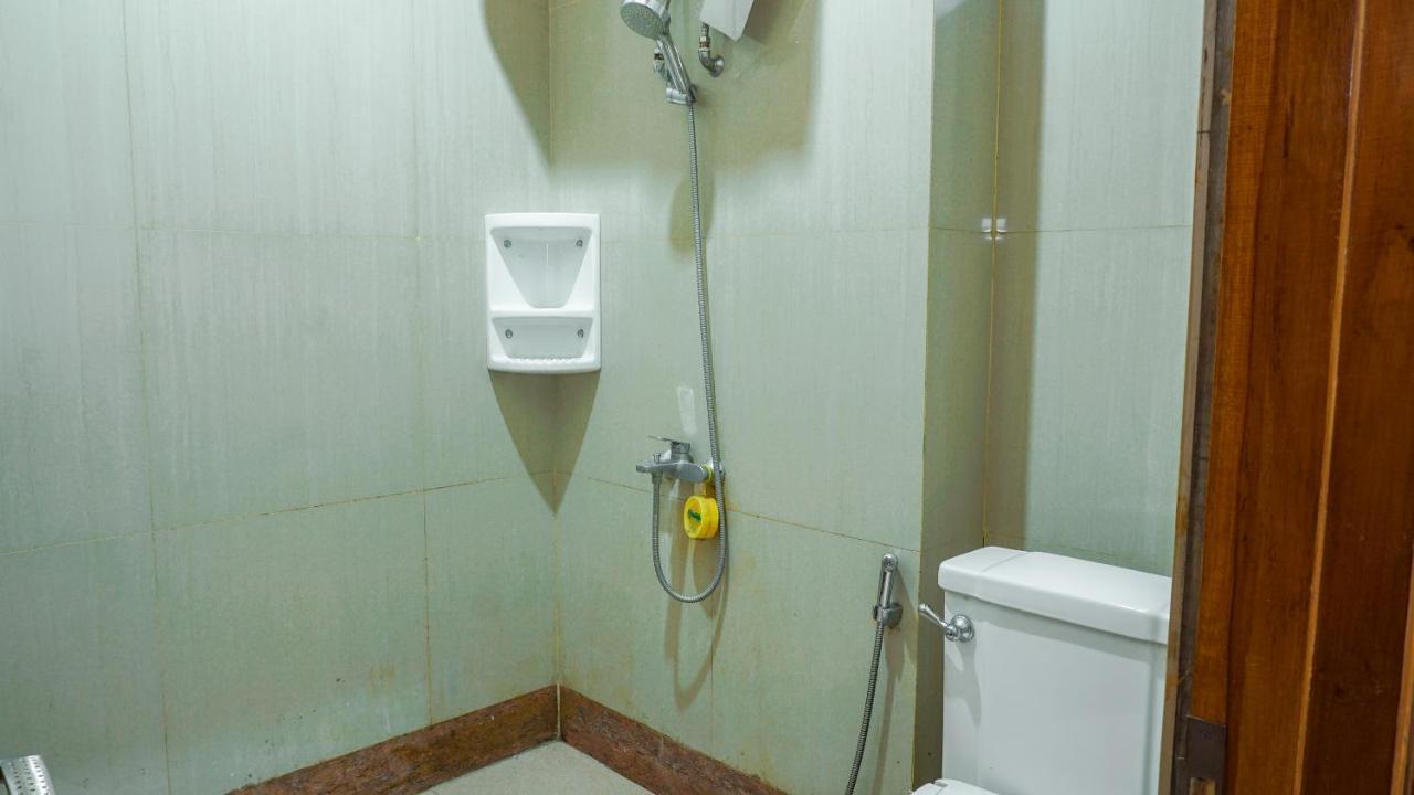 Oyo 1209 Tirtasari Nice Guesthouse Bandung Buitenkant foto