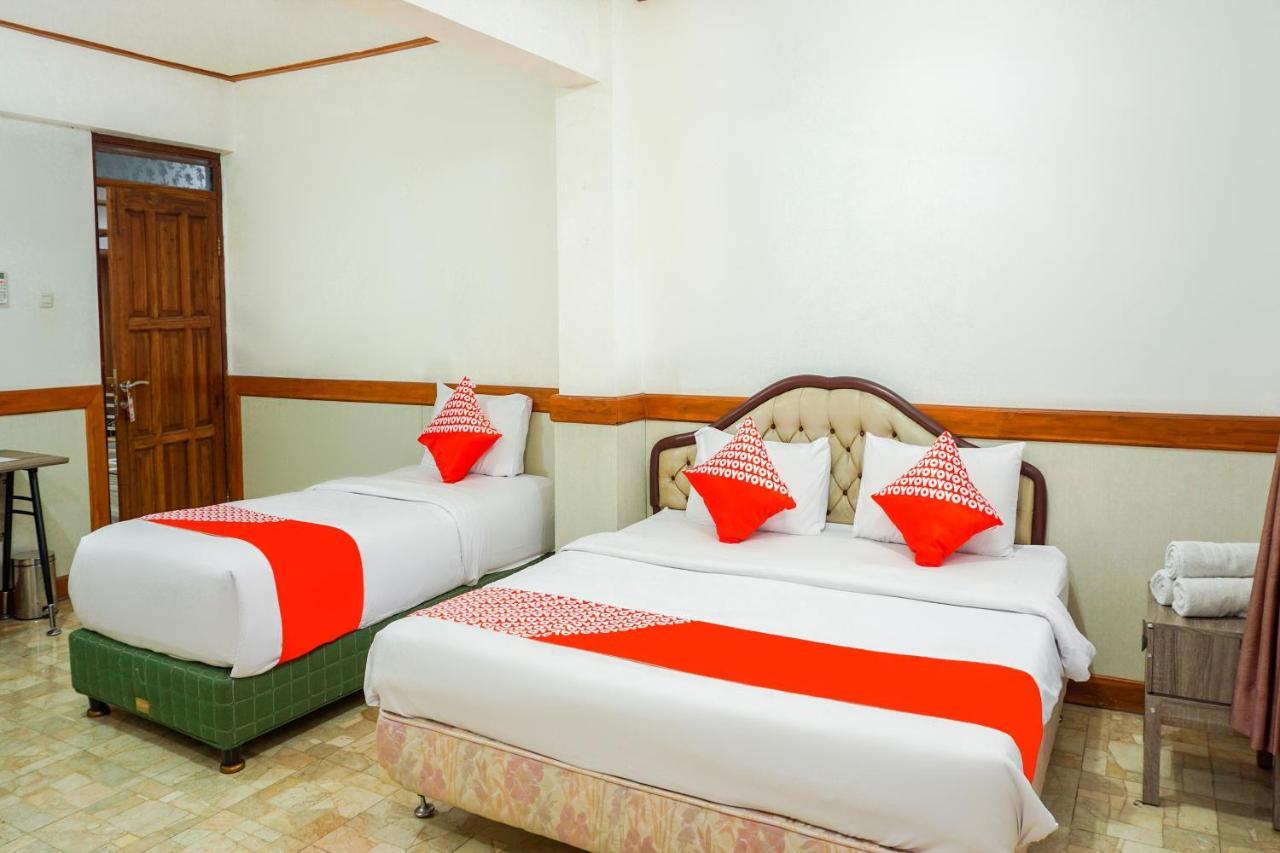 Oyo 1209 Tirtasari Nice Guesthouse Bandung Buitenkant foto
