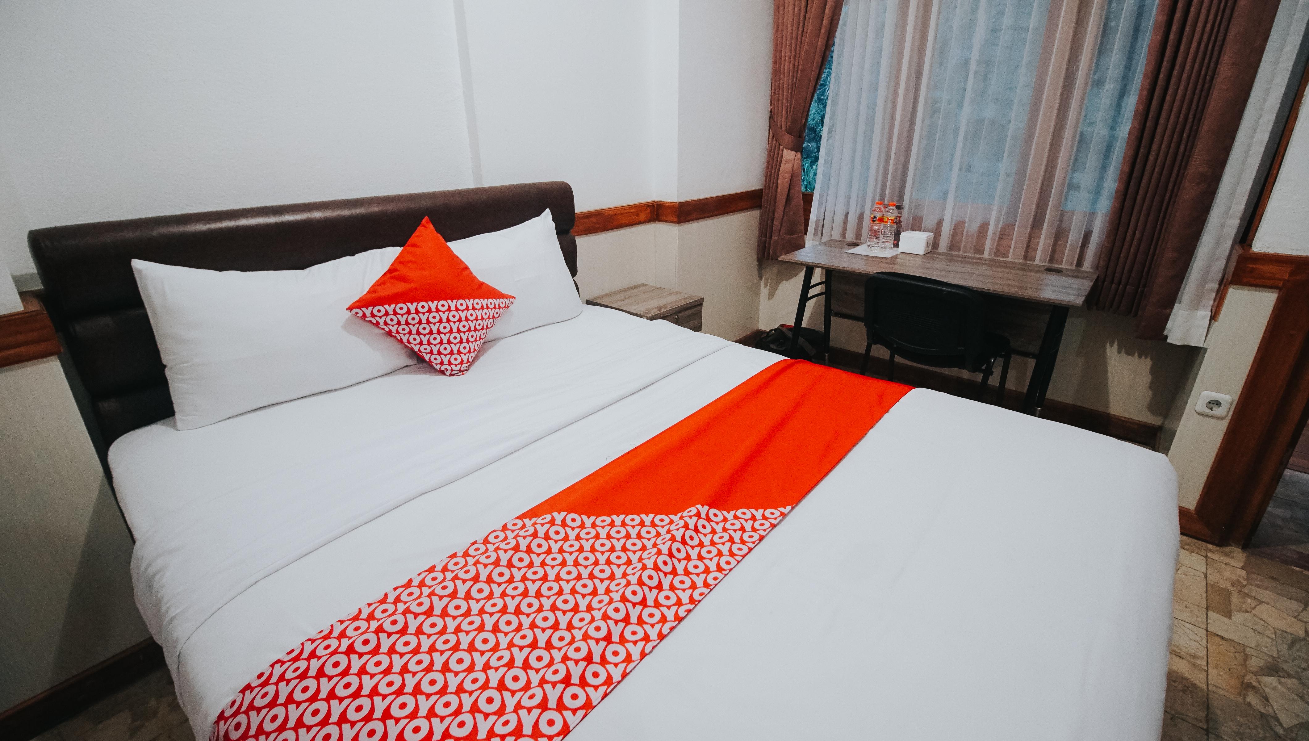 Oyo 1209 Tirtasari Nice Guesthouse Bandung Buitenkant foto