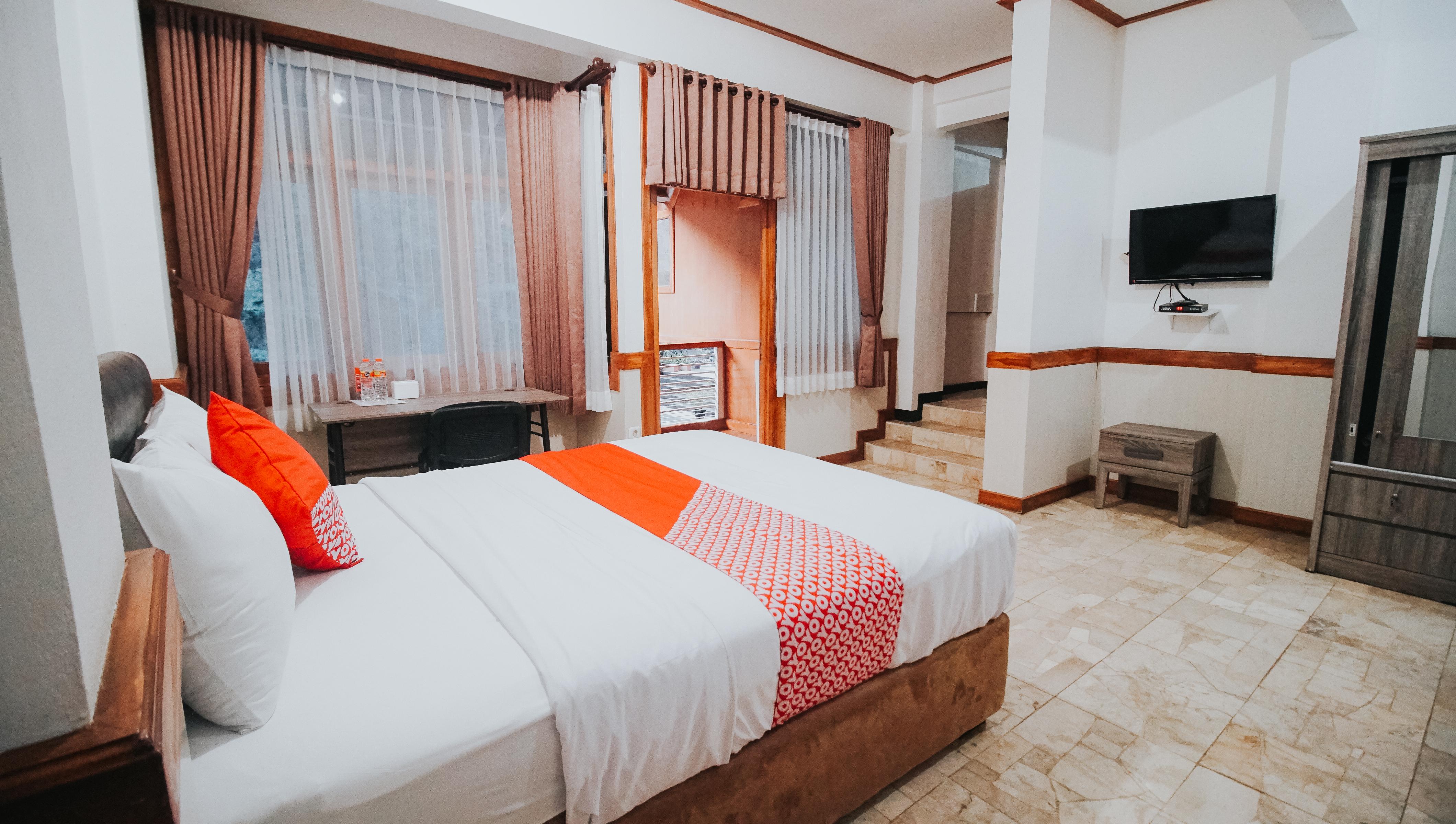 Oyo 1209 Tirtasari Nice Guesthouse Bandung Buitenkant foto