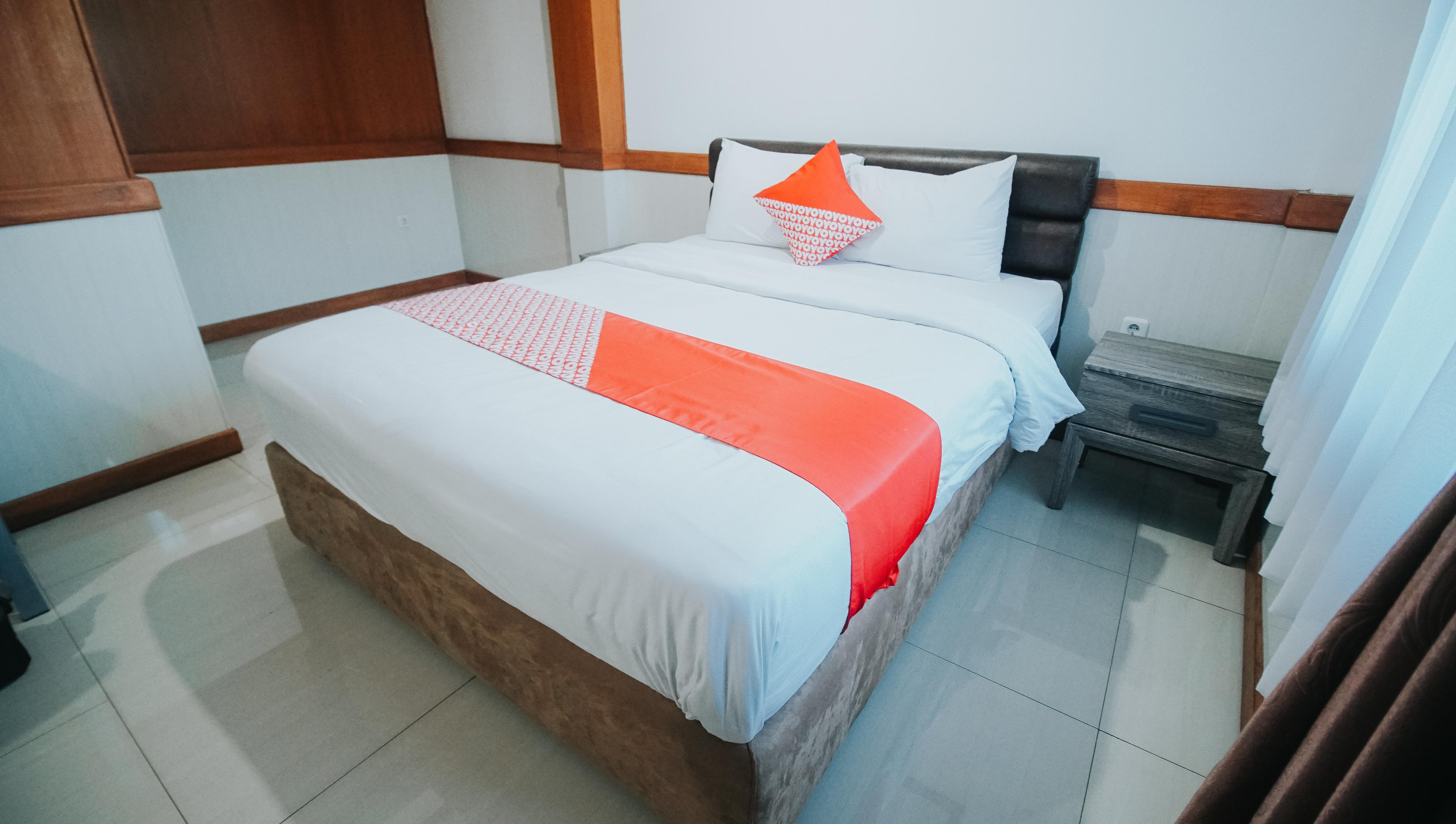 Oyo 1209 Tirtasari Nice Guesthouse Bandung Buitenkant foto