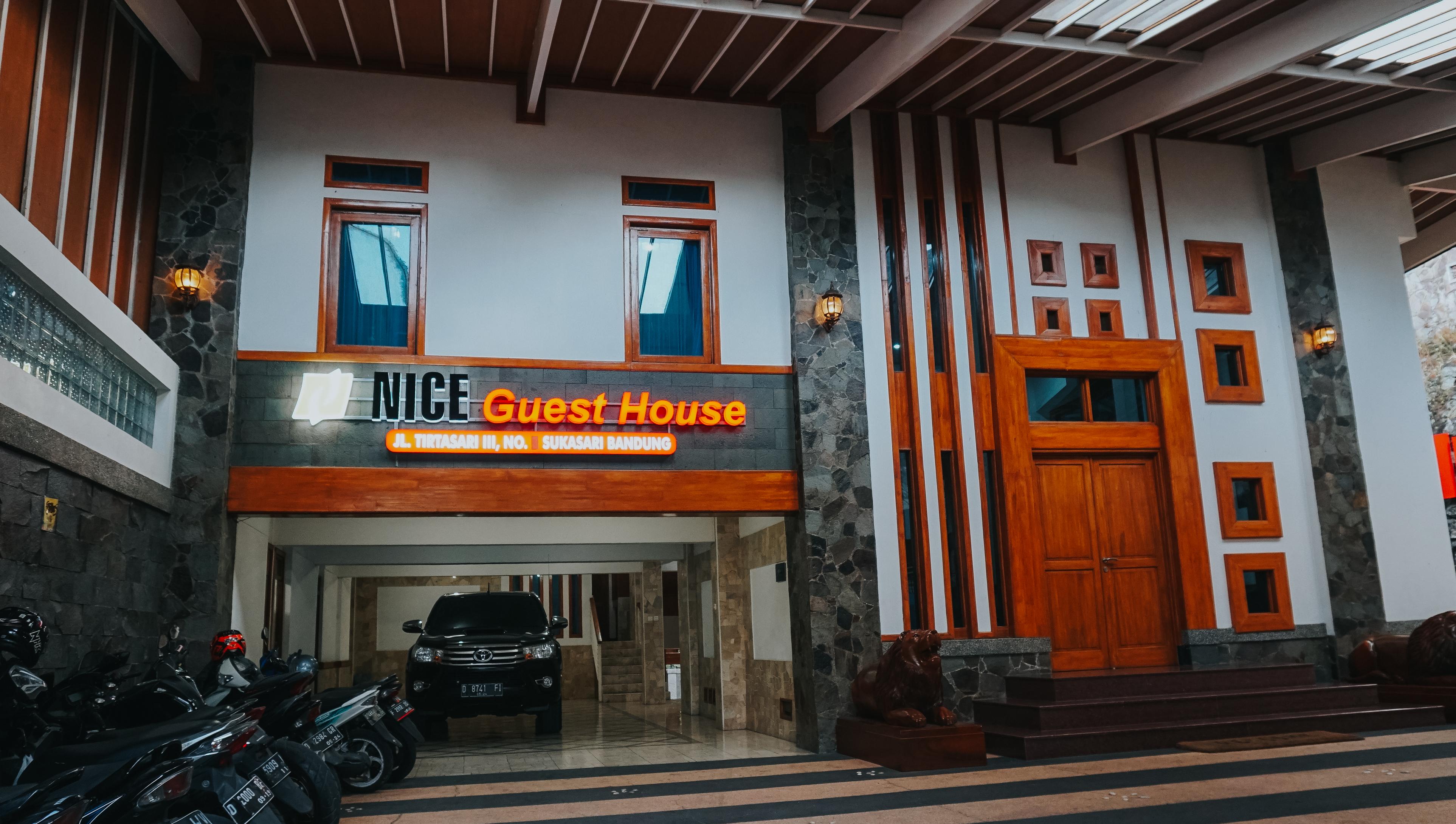 Oyo 1209 Tirtasari Nice Guesthouse Bandung Buitenkant foto